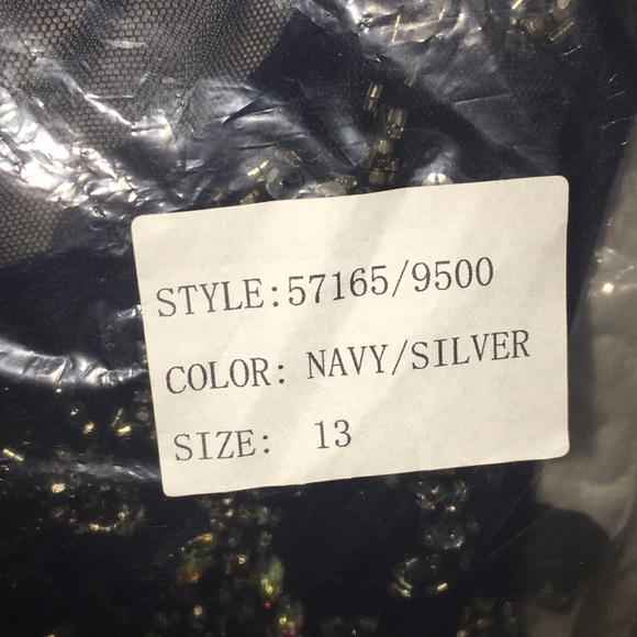 Navy prom dress - Picture 3 of 3